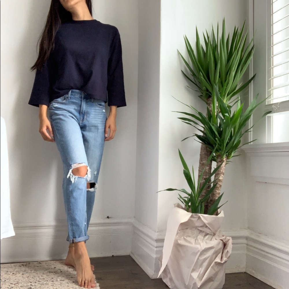 Navy 3/4 sleeve sweater